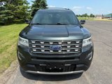 Used 2016 Ford Explorer XLT w/ Equipment Group 202A image 5