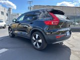 Used 2019 Volvo XC40 T5 Momentum image 2
