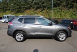 Used 2014 Nissan Rogue SV image 2