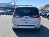 Used 2022 Chrysler Voyager LX image 6