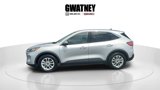 Used 2020 Ford Escape SE image 4