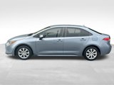 Used 2020 Toyota Corolla LE image 2