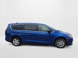 Certified 2021 Chrysler Voyager LX image 4