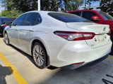 Used 2018 Toyota Camry XLE image 2