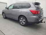 Used 2017 Nissan Pathfinder SL image 3