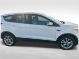 Used 2017 Ford Escape SE image 2