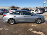 Used 2017 Hyundai Sonata SE image 2