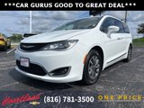 Used 2019 Chrysler Pacifica Touring-L Plus image 2