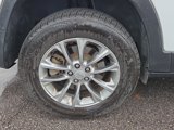 Used 2019 Jeep Cherokee Latitude Plus image 5