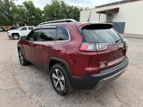 Used 2019 Jeep Cherokee Limited w/ Luxury Group image 5