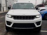 New 2025 Jeep Grand Cherokee Laredo image 2