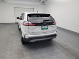 Used 2022 Ford Edge SEL w/ Convenience Package image 6