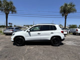 Used 2016 Volkswagen Tiguan S image 2