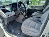 Used 2017 Toyota Sienna LE image 2