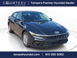 New 2025 Hyundai Elantra SE image 2