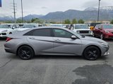 Used 2023 Hyundai Elantra Blue image 2