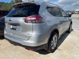 Used 2015 Nissan Rogue SV w/ SV Moonroof Package image 3
