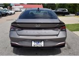 Used 2022 Hyundai Elantra Limited image 4