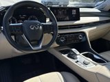 Used 2022 INFINITI QX60 Luxe w/ Vision Package image 2