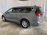 Used 2023 Chrysler Pacifica Touring-L image 4