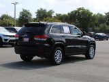 Certified 2021 Jeep Grand Cherokee Laredo image 3