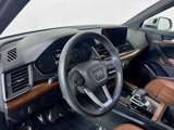 Used 2022 Audi Q5 2.0T Premium w/ Convenience Package image 4