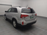Used 2015 Kia Sorento LX image 5
