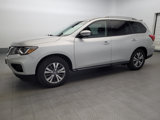 Used 2020 Nissan Pathfinder SL image 2