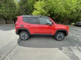 Used 2015 Jeep Renegade Trailhawk image 2