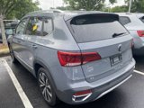 Certified 2024 Volkswagen Taos SE w/ Panoramic Sunroof Package image 3