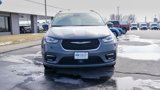 Used 2022 Chrysler Pacifica Touring-L image 2