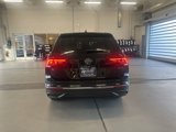 Used 2022 Volkswagen Tiguan SE w/ Panoramic Sunroof Package image 4
