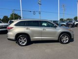 Used 2015 Toyota Highlander XLE image 6