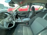 Used 2022 Nissan Sentra SV image 2
