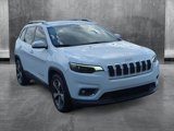 Used 2019 Jeep Cherokee Limited w/ Luxury Group image 3