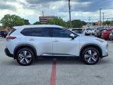 Used 2023 Nissan Rogue SL image 2
