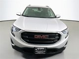 Used 2021 GMC Terrain SLE w/ Driver Convenience Package image 2