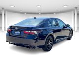 Used 2022 Toyota Camry SE image 4