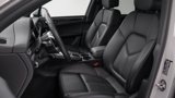 Used 2021 Porsche Macan S w/ Premium Package image 5