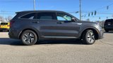 Used 2022 Kia Sorento S image 2