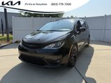 Used 2018 Chrysler Pacifica Touring-L Plus image 1