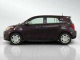 Used 2014 Scion xD image 2