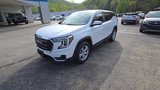 Certified 2022 GMC Terrain SLE w/ LPO, Floor Liner Package image 3