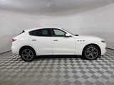 Used 2019 Maserati Levante image 2