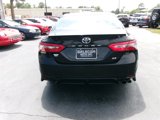 Used 2018 Toyota Camry image 4
