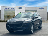Used 2022 Ford Escape SE w/ Cold Weather Package image 2