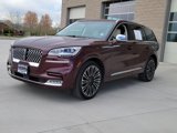 Certified 2022 Lincoln Aviator Black Label w/ Dynamic Handling Package image 4