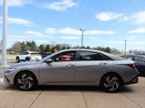 New 2025 Hyundai Elantra SEL image 3