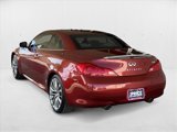 Used 2015 INFINITI Q60 Convertible image 3