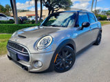 Used 2016 MINI Cooper S image 2